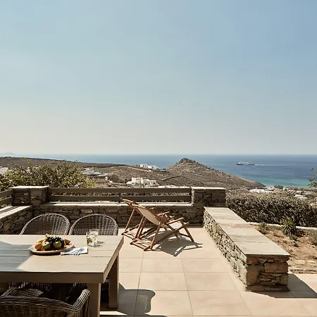 Diles & Rinies * Тинос