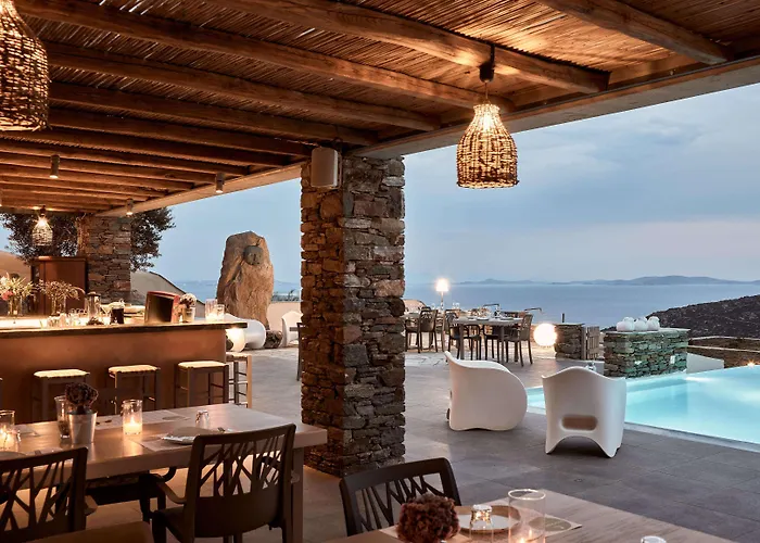 Diles & Rinies * Tínos