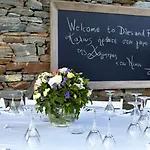 Diles & Rinies Villa