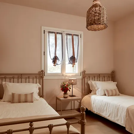 Diles & Rinies Villa