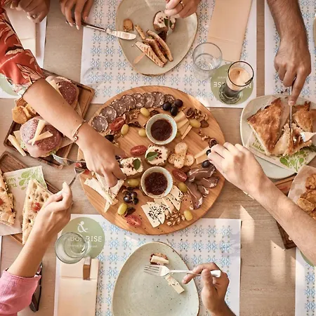 Βίλα δήλες&ρηνειές *