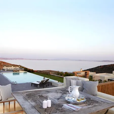 Diles & Rinies Villa Tinos